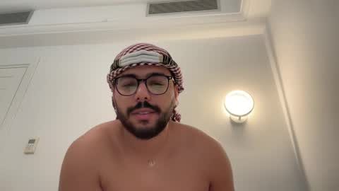 thearabboy98 online show from January 14, 10:06 am