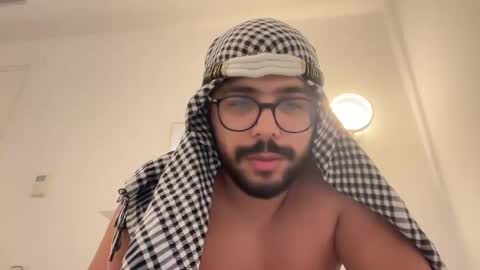 thearabboy98 online show from January 18, 9:34 pm