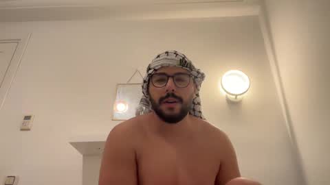 thearabboy98 online show from January 19, 11:00 pm