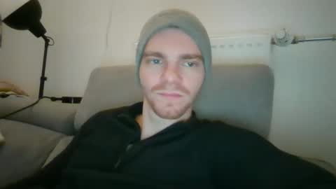 thebatguuy online show from December 14, 5:14 pm