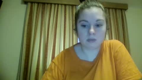 raissa online show from December 5, 1:11 pm