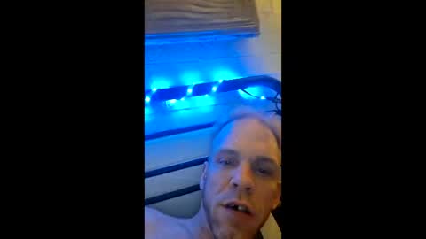 thecoupleroyal online show from March 10, 5:12 am