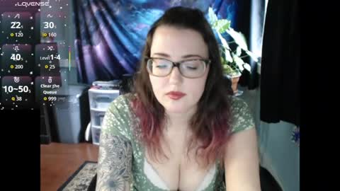 thedaisymoon online show from April 29, 8:35 pm