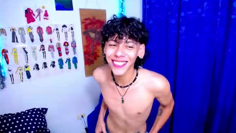 ethan online show from December 3, 10:32 pm