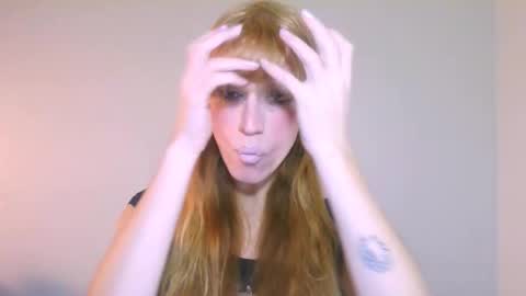 Yolanda online show from November 2, 5:57 pm