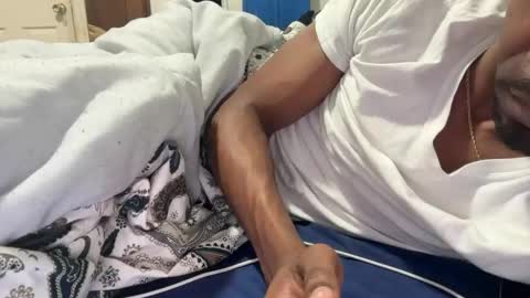 theeshooterr online show from February 6, 11:09 am