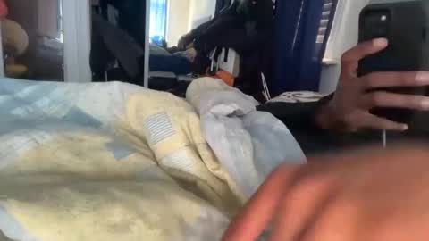 theeshooterr online show from October 25, 1:33 pm