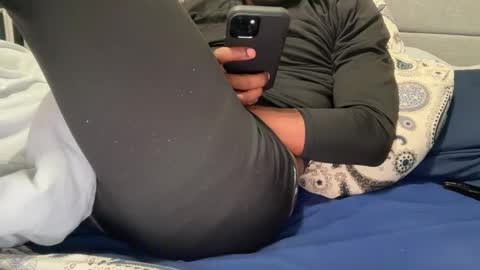 theeshooterr online show from February 4, 10:55 pm