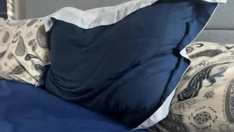 theeshooterr online show from February 3, 7:31 pm