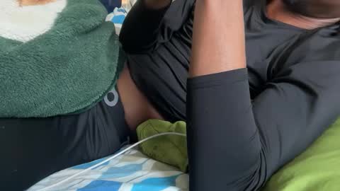 theeshooterr online show from February 18, 7:19 pm