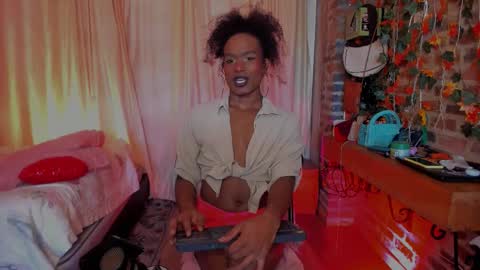 Goldie online show from March 1, 4:00 pm