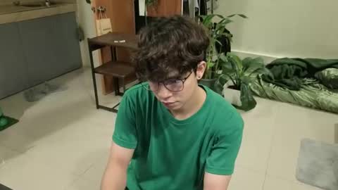 Green online show from February 21, 8:12 pm