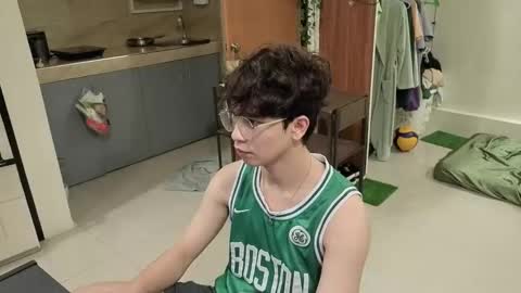 Green online show from November 26, 7:54 pm