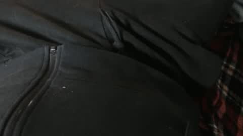 Liam online show from March 1, 6:21 pm