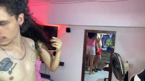 theking11220 online show from February 1, 10:01 am