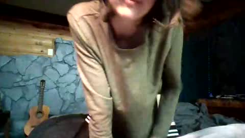 lovecreep online show from March 12, 7:23 am