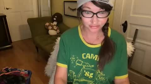 Cach Nelson online show from November 30, 9:05 am