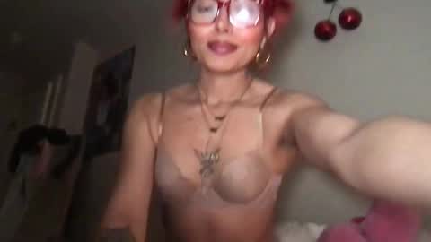 therain222 online show from January 17, 8:02 am