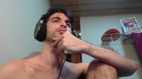 Santiago Enrique online show from December 9, 6:55 am