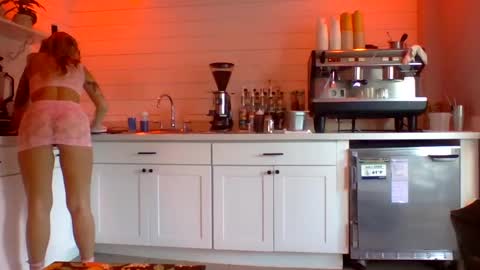 Snapshot of therealbabygofficial chatting on October 3, 12:53 am therealbabygofficial online show from October 3, 12:53 am