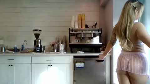 Snapshot of therealbabygofficial chatting on January 17, 7:38 pm therealbabygofficial online show from January 17, 7:38 pm