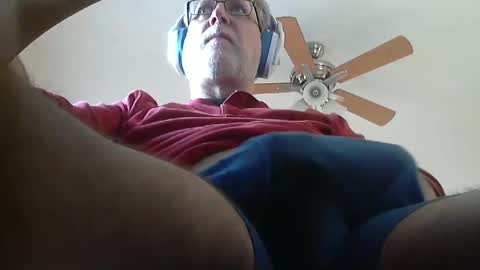 Snapshot of thereisnospoon1970 chatting on December 27, 10:05 pm Neo online show from December 27, 10:05 pm