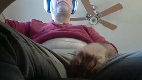 Snapshot of thereisnospoon1970 chatting on December 15, 7:21 pm Neo online show from December 15, 7:21 pm