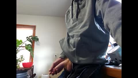 therizzler_1_of_1 online show from November 1, 4:06 pm