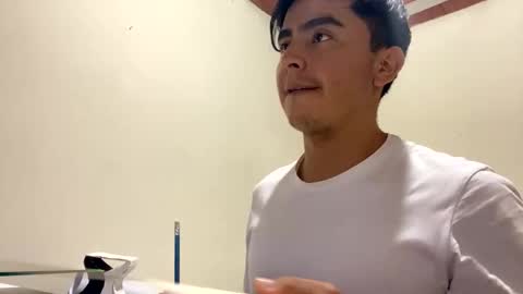 Theron Devereaux online show from February 20, 1:05 am