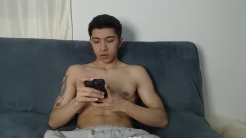 thesaint_xxx online show from November 22, 5:06 am