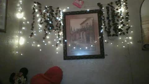 sillymillie0 online show from September 19, 12:15 am