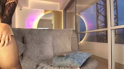 Thesweet khloe online show from November 30, 10:44 am