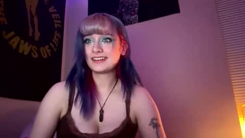 thewildwildwest online show from April 20, 2:03 am