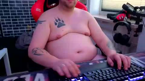 PupWolfy online show from October 14, 1:36 pm