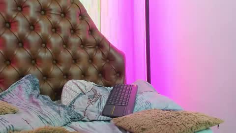 Thiago Cruz online show from March 4, 7:55 pm