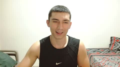 thiago_deseo69 online show from April 24, 1:07 am