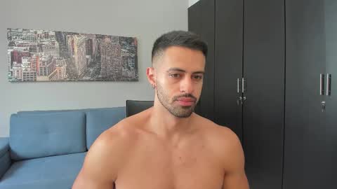 thiago_driussi online show from October 5, 2:46 pm