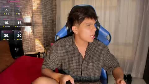 thiago online show from April 18, 8:31 pm