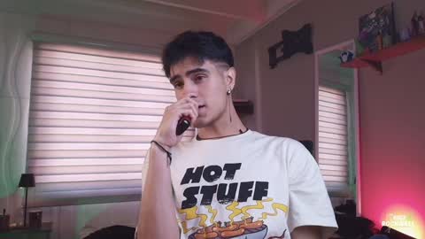 Thiago online show from December 8, 1:47 pm