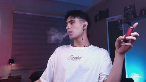 Thiago online show from December 11, 1:15 am