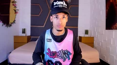 ThiagoFerreti online show from November 27, 7:43 pm