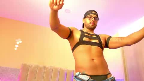 Thiago online show from July 22, 7:38 pm