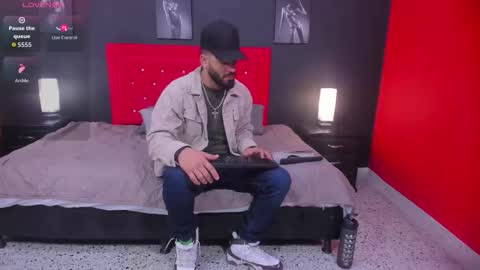 Thia Gomez online show from January 9, 12:44 pm