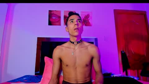 thiagosexy005 online show from June 2, 12:34 am