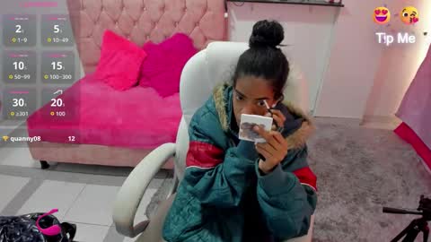 thianahorny online show from December 17, 12:56 pm