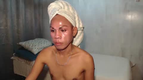 gil online show from April 21, 1:20 am