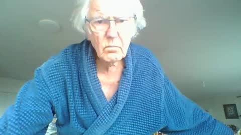 Snapshot of thickcockat71 chatting on October 21, 6:00 pm Thickcockat71 online show from October 21, 6:00 pm