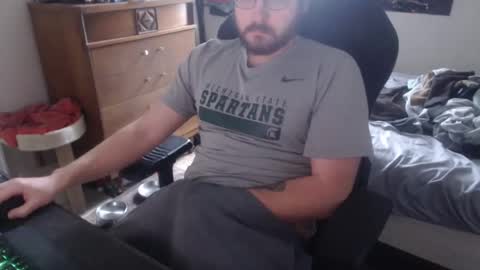 thickgarrett online show from February 13, 5:33 pm