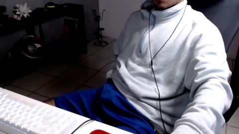 thieves_us online show from January 12, 12:45 pm