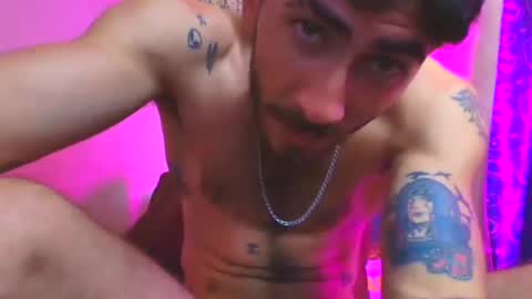thomas_ks11 online show from July 22, 12:40 pm